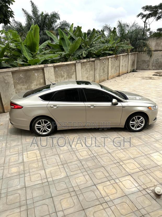 Ford Fusion 2018 Gold