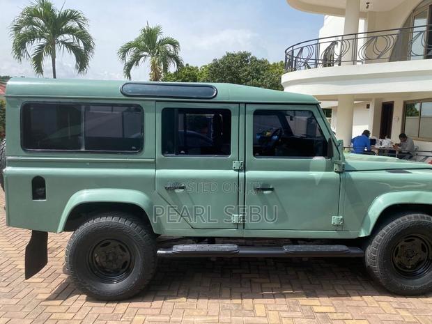 Land Rover Defender Soft Top 4x4 1995 Green