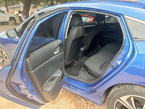 Honda Civic 2017 Blue