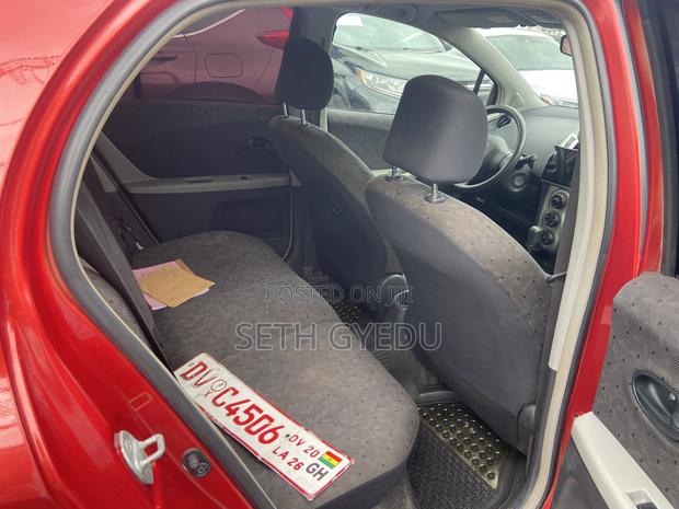 Toyota Vitz 2011 Red