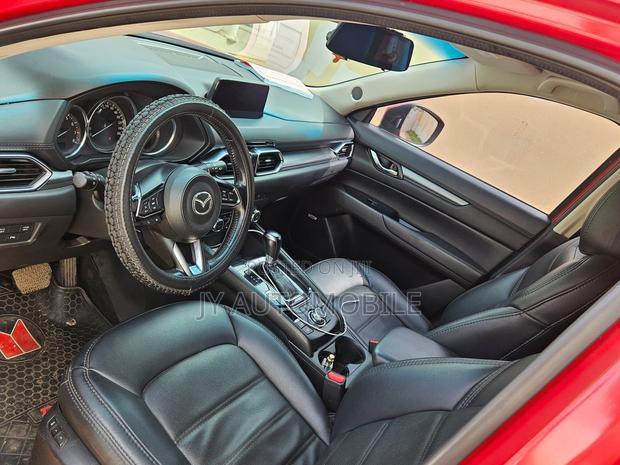 Mazda CX-5 2022 Red