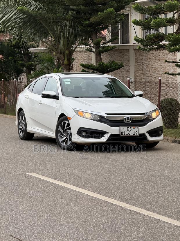 Honda Civic EX 4dr Sedan (2.0L 4cyl) 2017 White