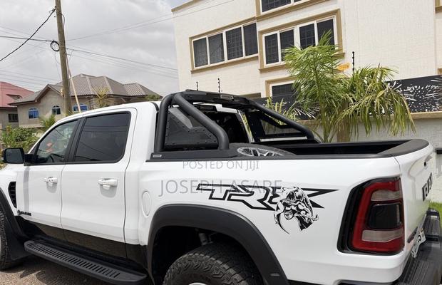 RAM 1500 TRX Crew Cab 4WD SB 2023 White