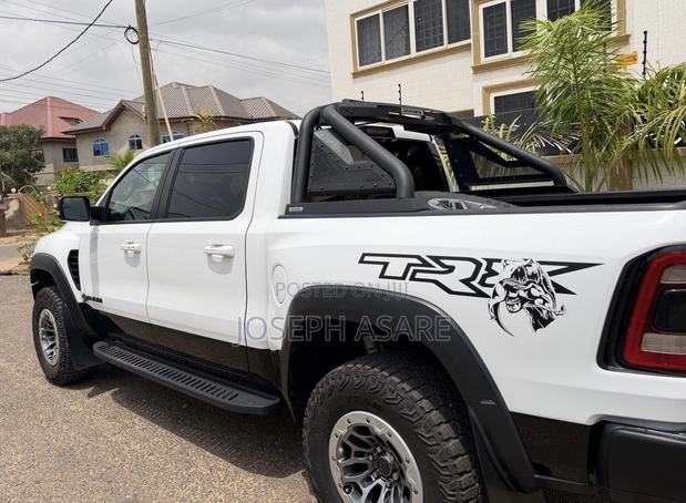 RAM 1500 TRX Crew Cab 4WD SB 2023 White