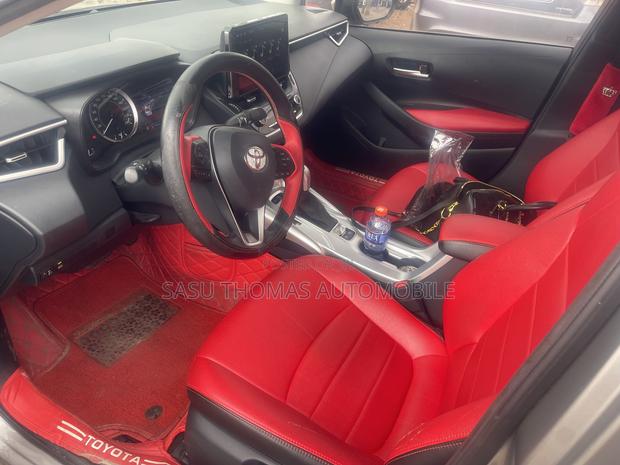 Toyota Corolla 2021 Brown