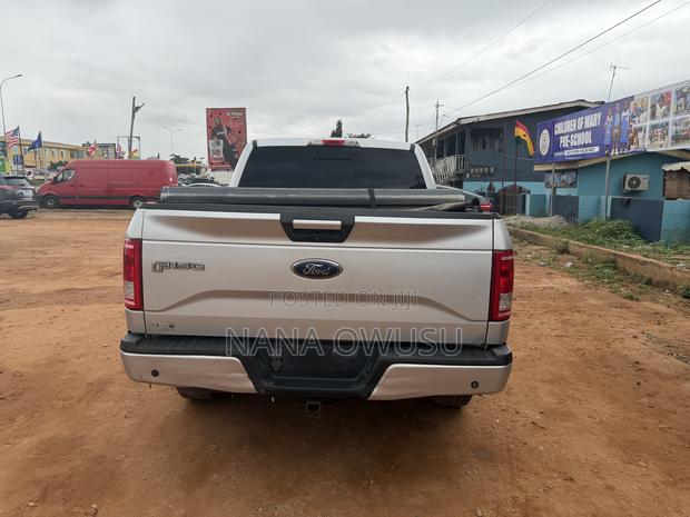 Ford F-150 2017 Silver