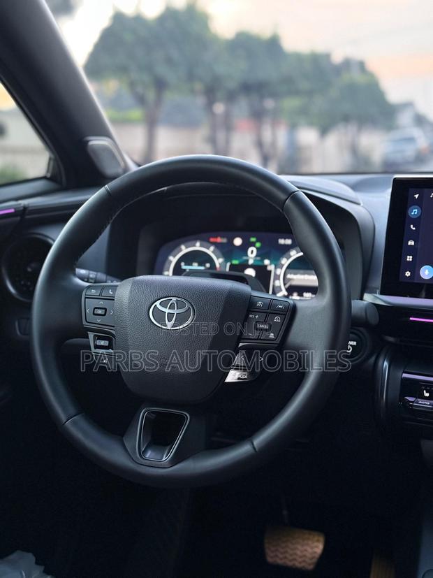 New Toyota C-HR 2025 White