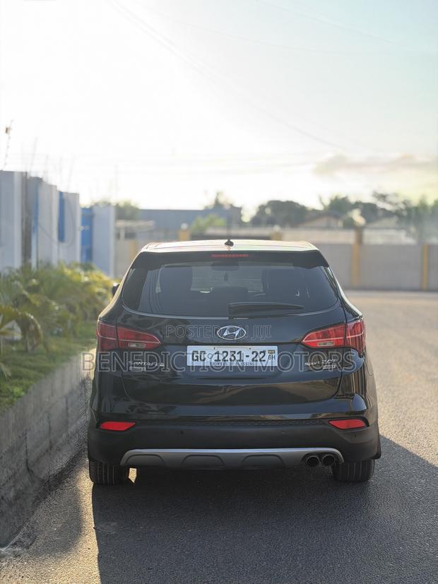 Hyundai Santa Fe SE AWD 2018 Black