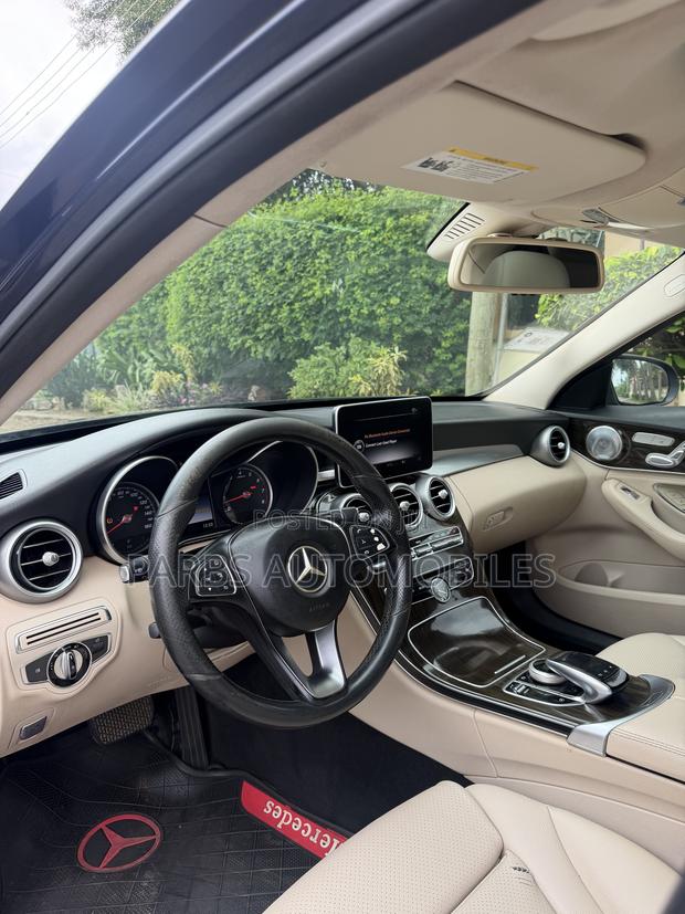 Mercedes-Benz C300 Luxury 4Matic Sedan AWD (2.0L 4cyl 7A) 2016 Black
