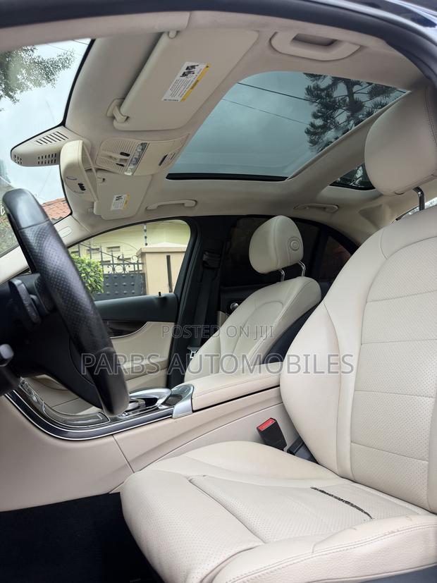 Mercedes-Benz C300 Luxury 4Matic Sedan AWD (2.0L 4cyl 7A) 2016 Black