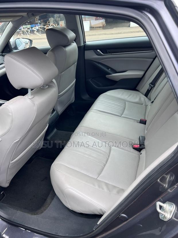 Toyota RAV4 2023 Brown