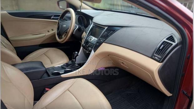 Hyundai Sonata 2014 Red