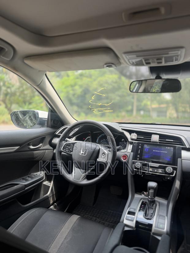 Honda Civic EX 4dr Sedan (2.0L 4cyl) 2017 White