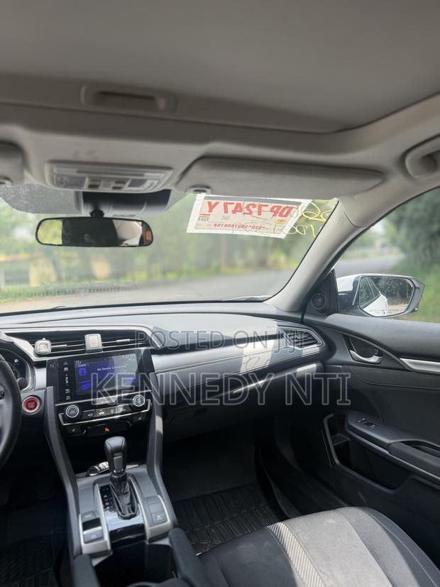 Honda Civic EX 4dr Sedan (2.0L 4cyl) 2017 White