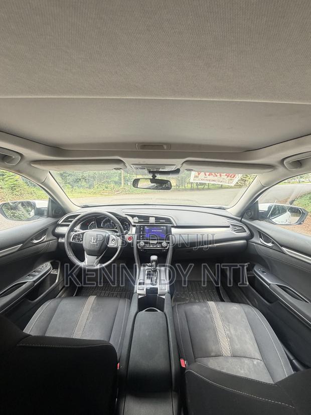 Honda Civic EX 4dr Sedan (2.0L 4cyl) 2017 White