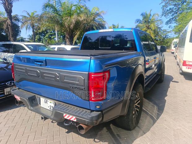 Ford F-150 2023 Blue