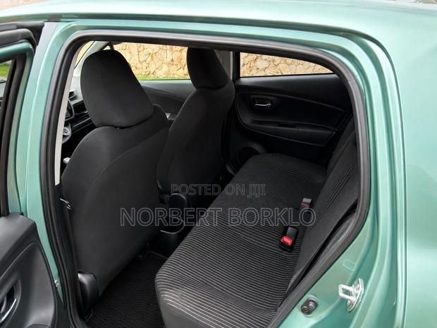 Toyota Vitz 2015 Green