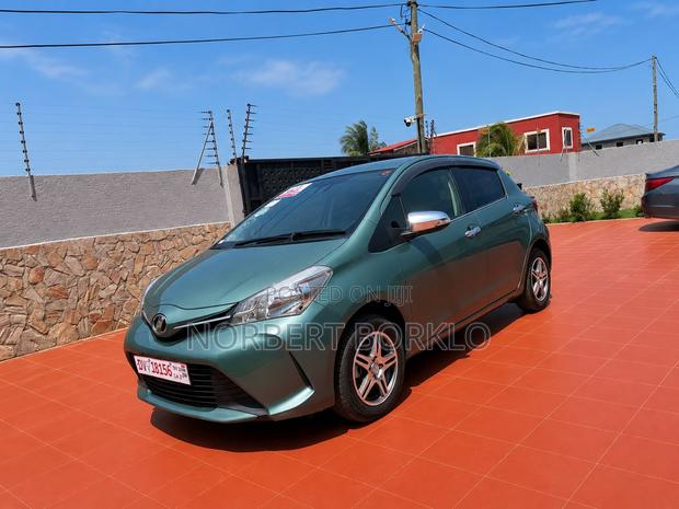 Toyota Vitz 2015 Green