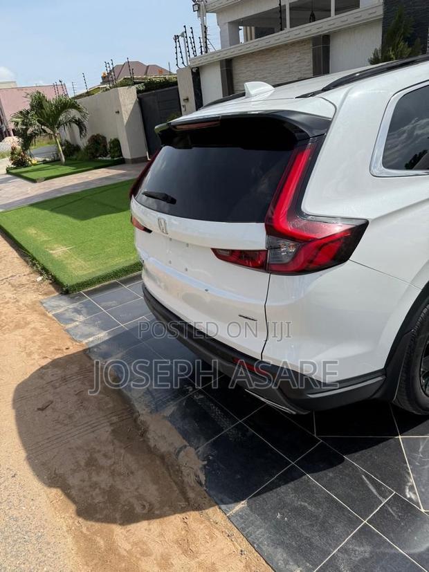 Honda CR-V 2024 White