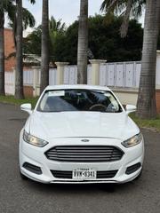 Ford Fusion 2013 White for sale