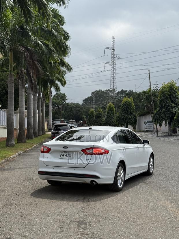 Ford Fusion 2013 White