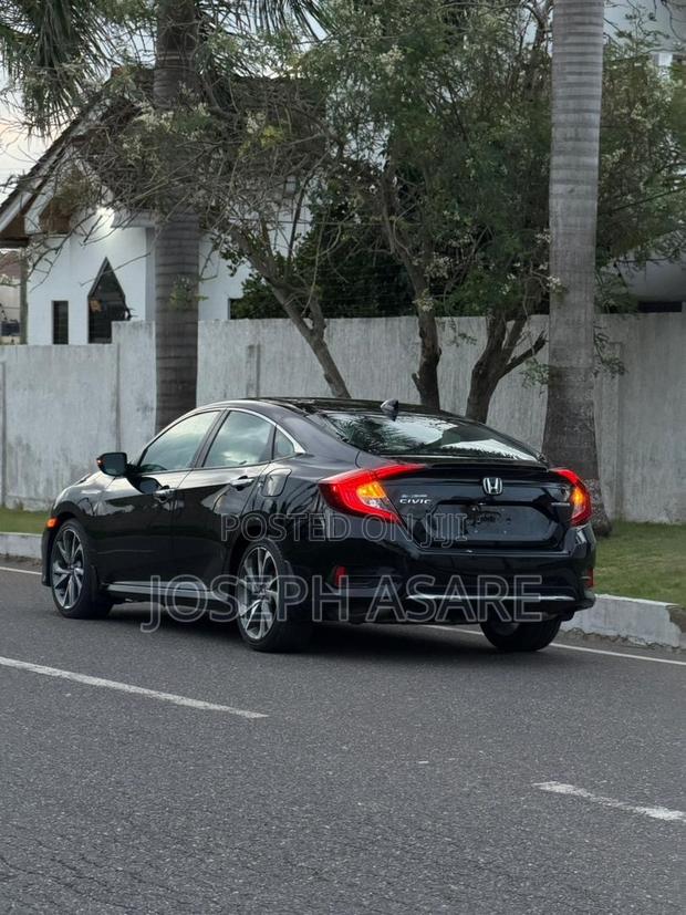 Honda Civic Sport Touring 2021