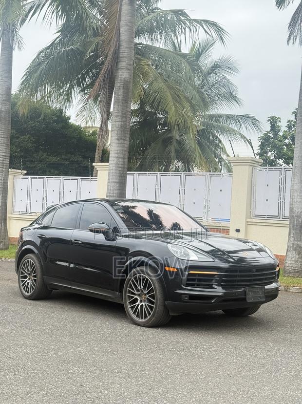 Porsche Cayenne 2023 Black