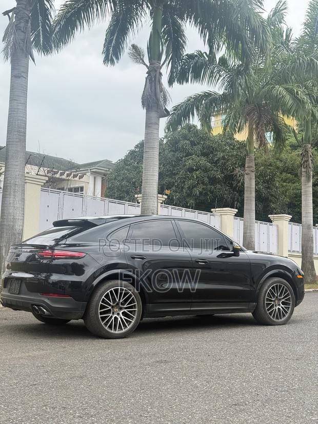 Porsche Cayenne 2023 Black