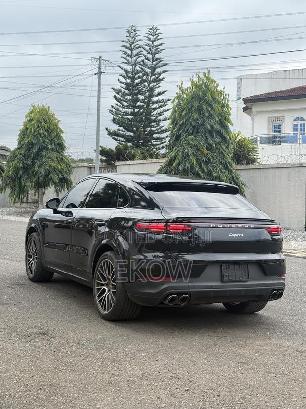 Porsche Cayenne 2023 Black