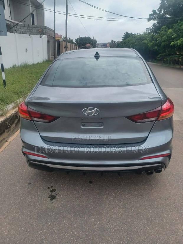 Hyundai Elantra Sport 2018 Gray