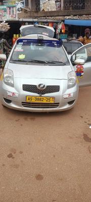 Toyota Vitz 1.3 AWD 3dr 2010 Off white for sale