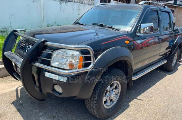 Nissan Hardbody 2008 Black