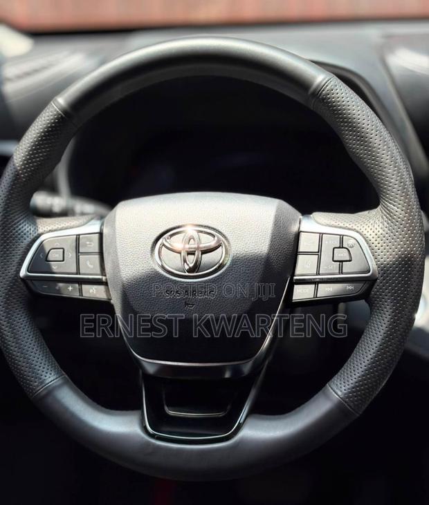 Toyota Highlander 2024 White