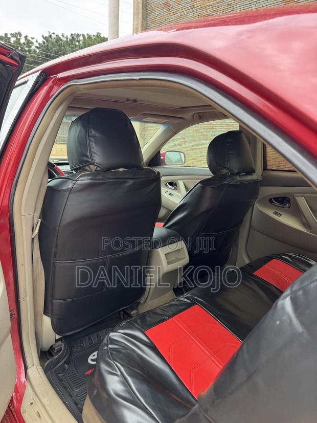 Toyota Camry 2011