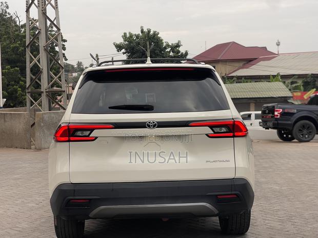 Toyota Highlander Platinum AWD 2024
