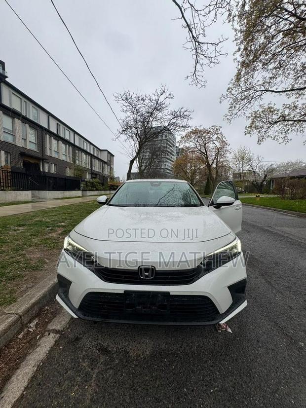 Honda Civic LX CVT 2024 White