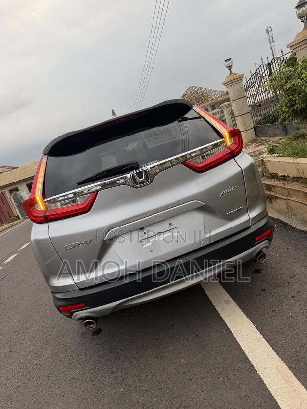 Honda CR-V Touring 4dr SUV AWD (1.5L 4cyl CVT) 2017 Silver