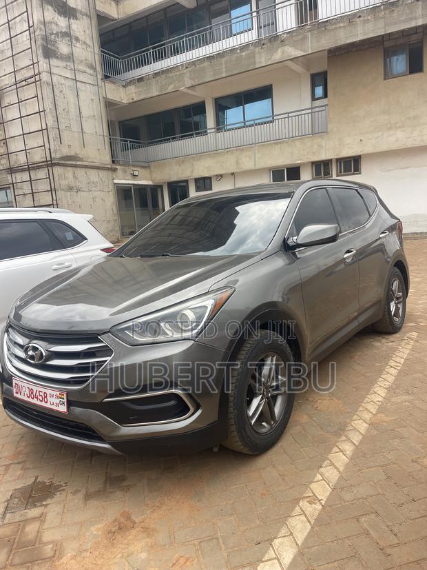 Hyundai Santa Fe 2017 Gray
