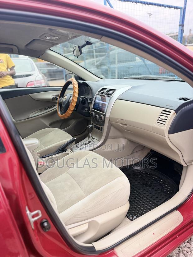 Toyota Corolla 2012 Red