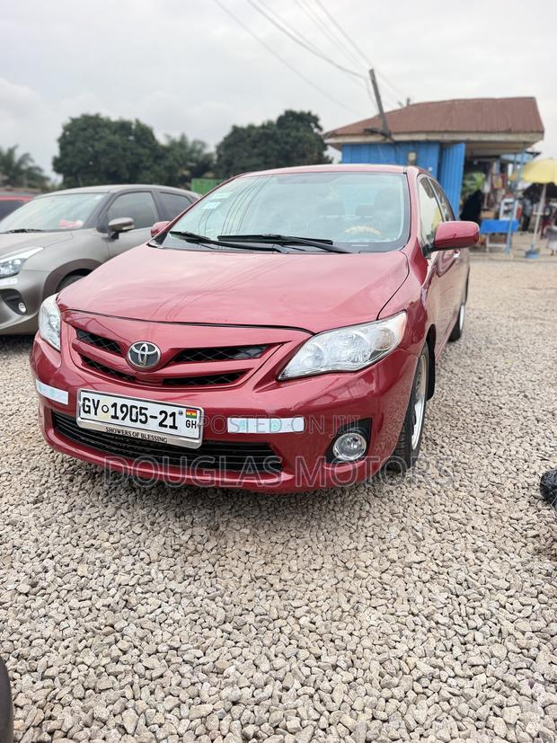 Toyota Corolla 2012 Red
