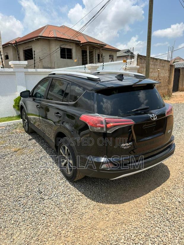 Toyota RAV4 2016 Black