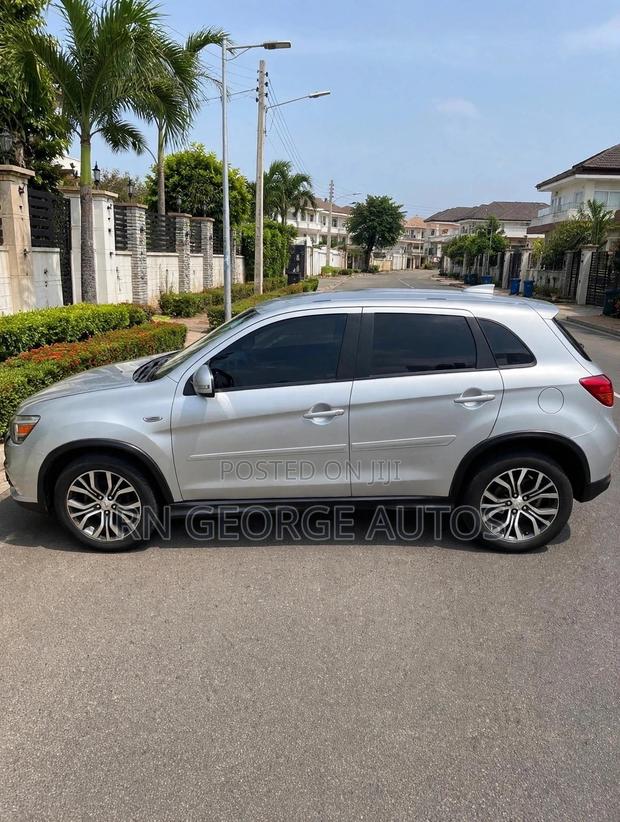 Mitsubishi Outlander Sport LE 2.0 2017 Silver