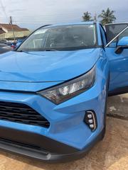 Toyota RAV4 XLE AWD 2019 Blue for sale