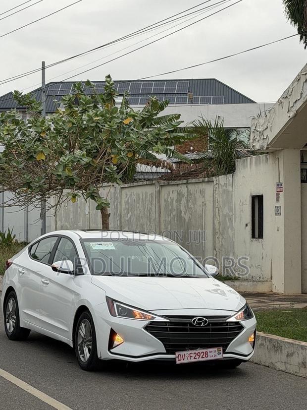 Hyundai Elantra SE 2020 White
