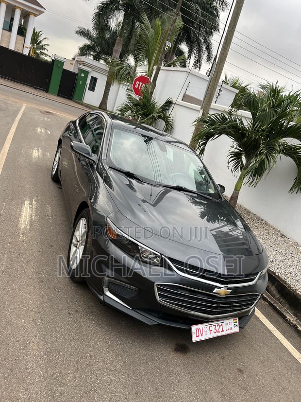 Chevrolet Malibu 2018 Gray