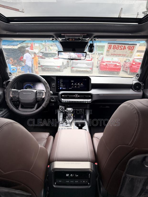 New Toyota Land Cruiser Prado 2.4 Petrol 2025
