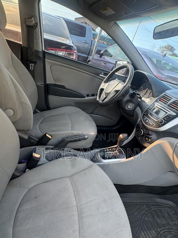 Hyundai Accent 2014