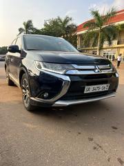 Mitsubishi Outlander 2.0 PHEV AWD 2016 Blue for sale