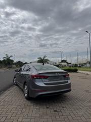 Hyundai Elantra SE Sedan FWD (2.0L 4cyl 6M) 2017 Gray for sale