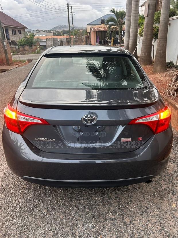 Toyota Corolla 2014 Gray